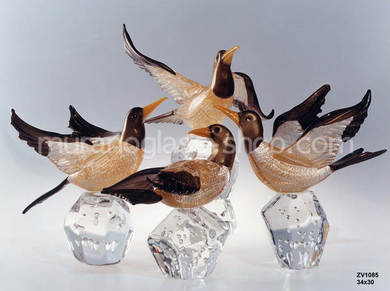 pájaros de cristal con base, Aves en la base de vidrio