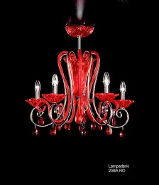 Araña de luces rojas a las ocho de