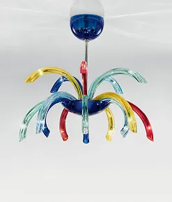 Araña de luces multicolor en quince