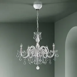 Araña de estilo de cristal de Bohemia y blanco