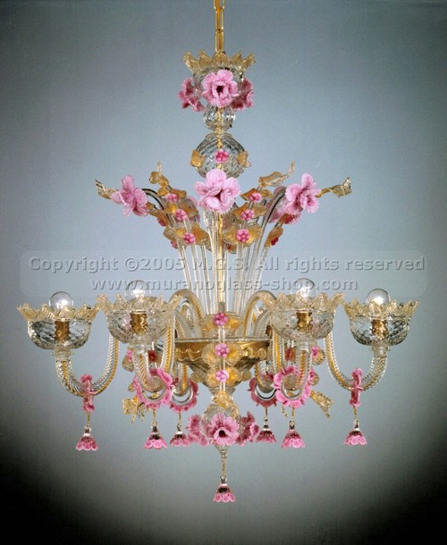 Murano lámparas de la serie 095, Araña de cristal decorada con oro y pasta de color rosa a seis semáforos.