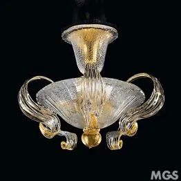 Techo decorado con hojas de oro