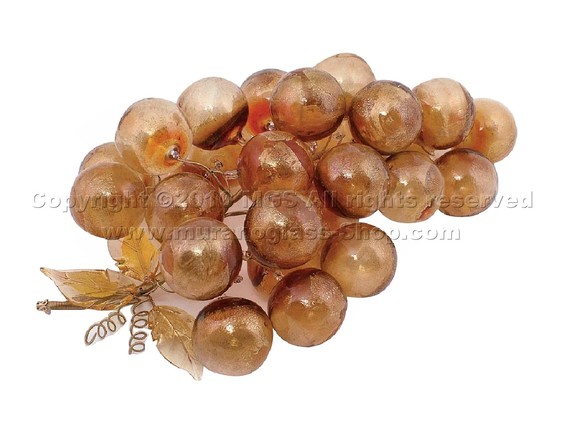 Racimo de uvas gigante, Uva gigante soplada
