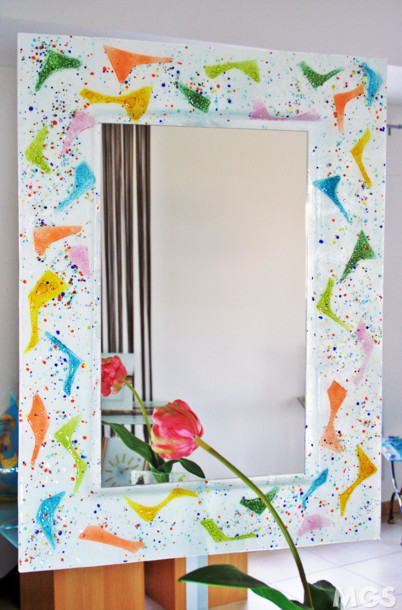 espejo de color, Contemporáneo blanco espejo con azulejos de colores