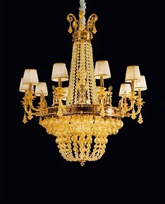 Lámpara con las bolas de vidrio soplado de oro 24k, acabado de metal pavonado