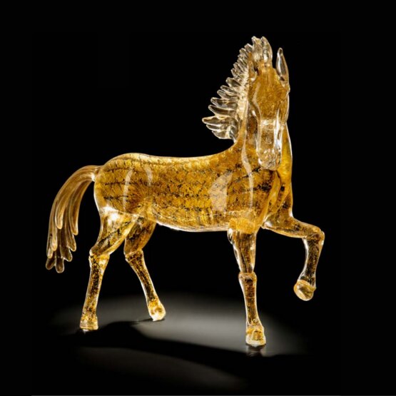 Caballo al trote, Caballo de trote de oro de 24 quilates