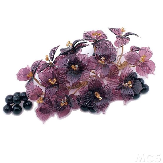 Centros de flores y uvas, Centro de mesa en color amatista