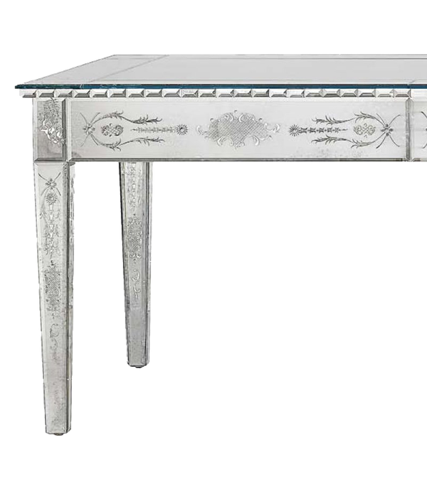 Mesa de estilo veneciano